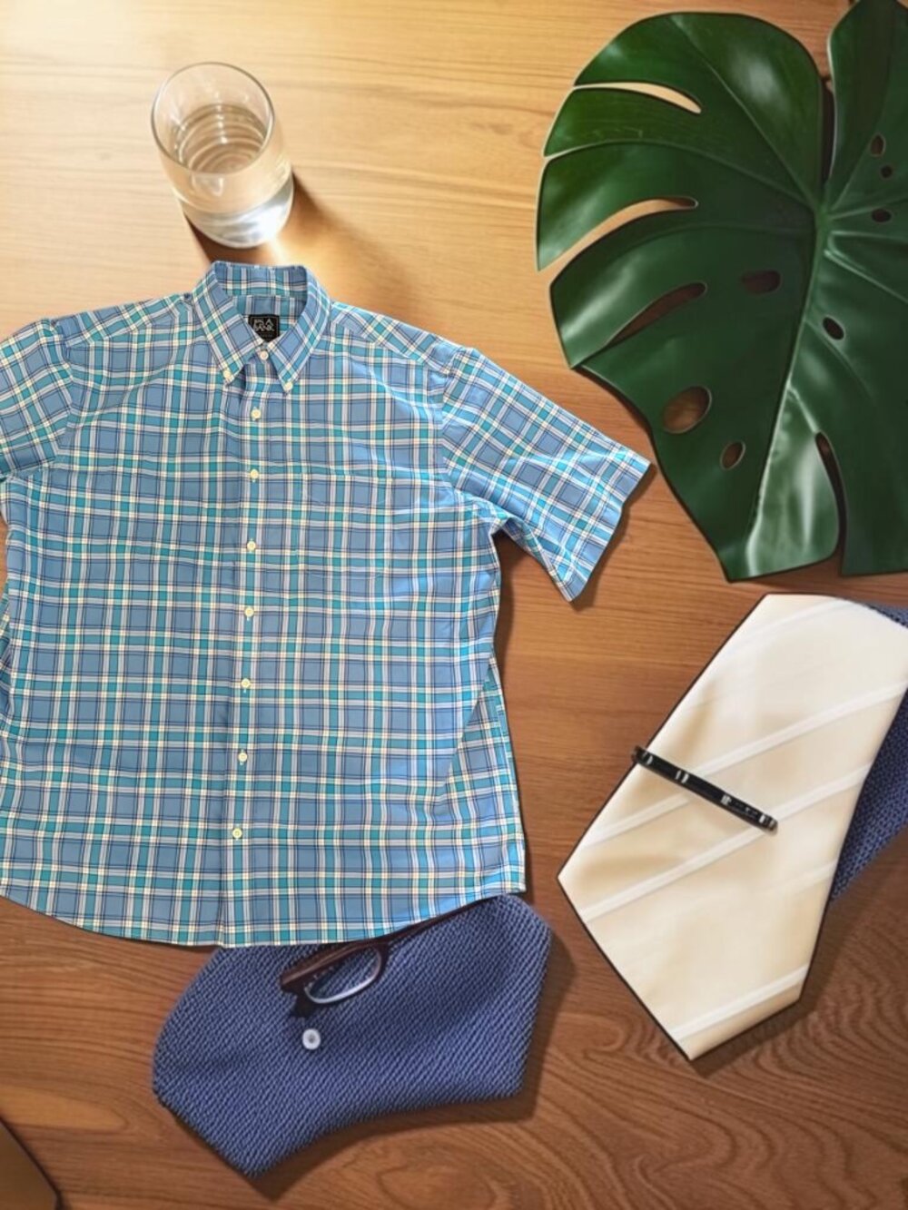 Jos. A. Bank Traveler XL Blue Plaid Short Sleeve Button Down Shirt